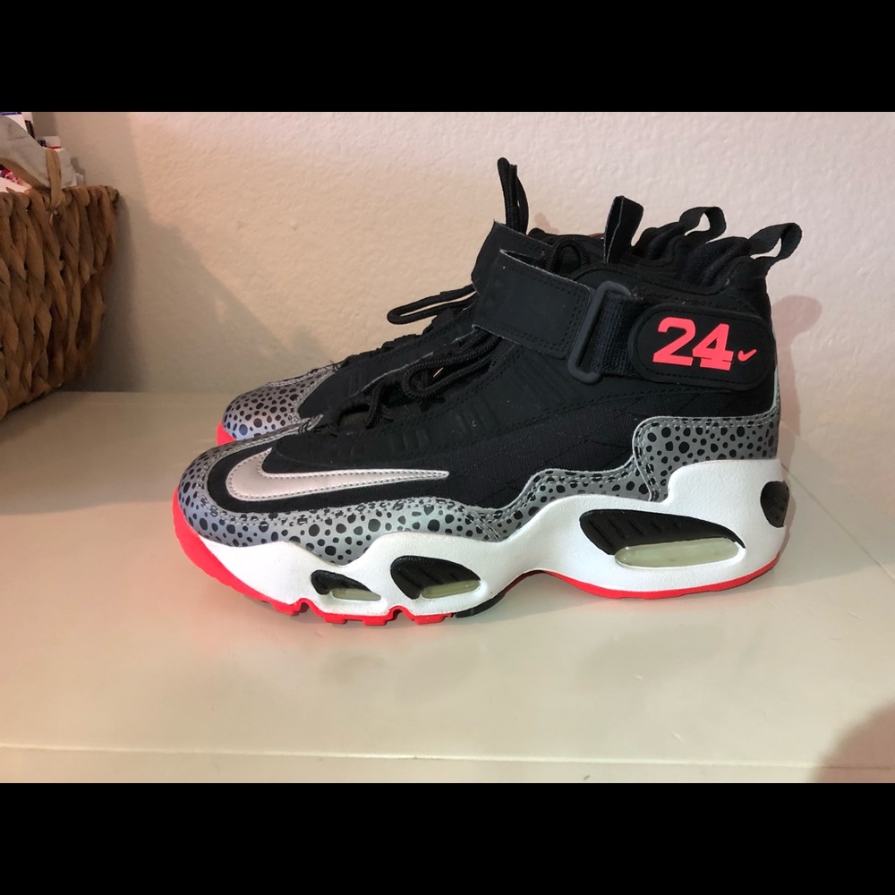 Nike Griffey’s Shoes